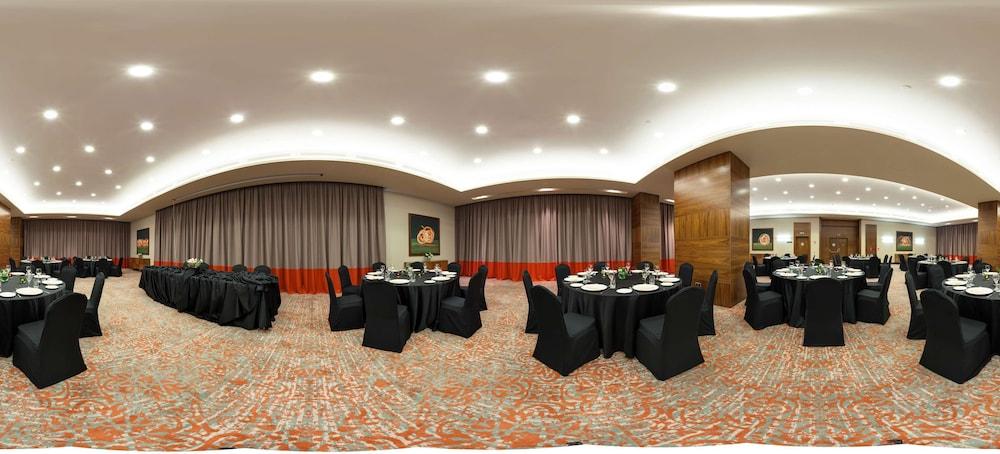 Hilton Garden Inn Tanger City Centre Eksteriør bilde